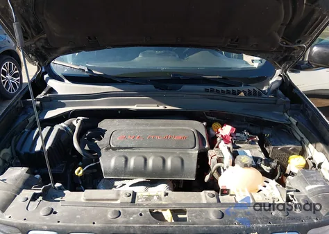 2020 Jeep Renegade Latitude 4X4 z USA, uszkodzony, nr VIN ZACNJBBB1LPL47653